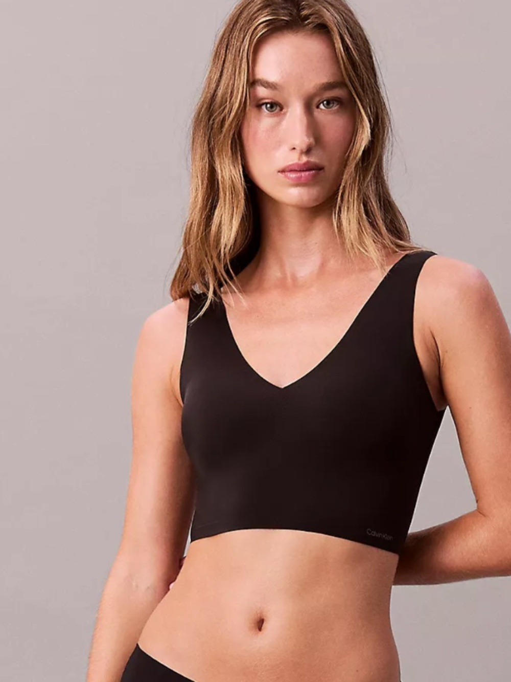 Calvin Klein Invisibles Lightly Lined V-Neck Bralette Black XSmall